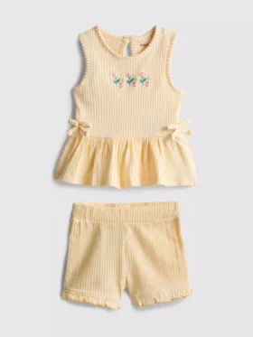 0-36 meses | Conjunto de camiseta con bajo peplum bordado con motivos florales y pantalones cortos