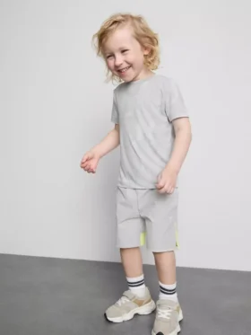 1,5-7 años | Conjunto deportivo de camiseta y pantalones cortos