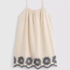 7-15 años | vestido tipo camisola con volantes bordado
