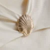 Bañador bandeau con adornos de conchas