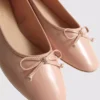 Bailarinas con lazo de imitación de piel en forma de bota