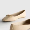 Bailarinas sin cordones de piel sintética con puntera cuadrada y horma ancha