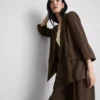 Blazer con solapas en V y textura
