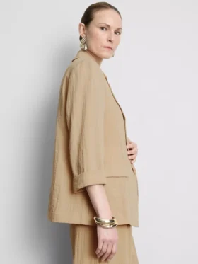 Blazer con solapas en V y textura