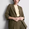 Blazer con solapas en V y textura
