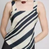Blusa a rayas con bajo en punta
