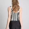 Blusa a rayas con bajo en punta