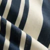 Blusa a rayas con bajo en punta