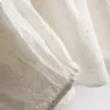 Blusa bordada con mangas abullonadas