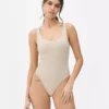 Body acanalado sin costuras