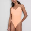 Body de tirantes con cuello en V