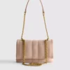 Bolso bandolera acolchado con cadena