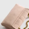 Bolso bandolera acolchado con cadena