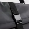 Bolso bandolera con cierre de hebilla