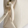 Bolso bandolera con efecto tejido