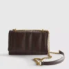 Bolso bandolera con solapa