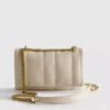 Bolso bandolera con solapa