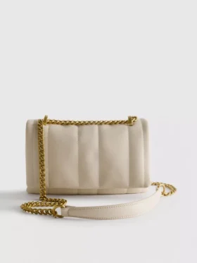 Bolso bandolera con solapa