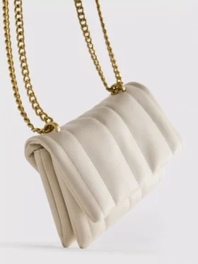 Bolso bandolera con solapa