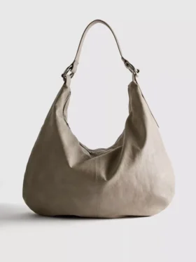 Bolso bandolera holgado con detalle de anilla