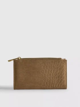 Bolso con efecto cocodrilo
