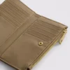 Bolso con efecto cocodrilo