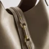 Bolso de hombro con asas superiores