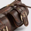 Bolso de hombro con bolsillo y hebilla