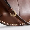 Bolso de hombro con tachuelas de imitación de piel de Paula Echevarría