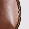 Bolso de hombro con tachuelas de imitación de piel de Paula Echevarría