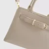 Bolso mini con detalle de hebilla