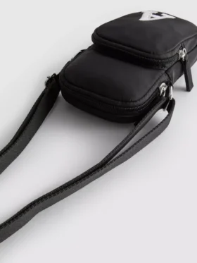 Bolso para el móvil con iniciales