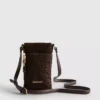 Bolso para móvil tejido con abalorios