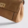 Bolso tipo «grab bag» con asa tipo pañuelo