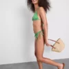 Braguita de bikini de cuadros vichy con lazo lateral