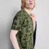 Camisa estampada de manga corta