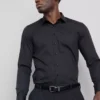 Camisa formal de corte entallado