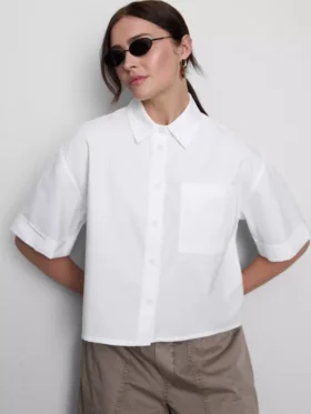 Camisa Oxford corta de corte cuadrado y manga corta