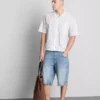 Camisas con cuello reverso y rayas del Orgullo