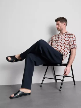 Camisas con estampado de azulejos costeros