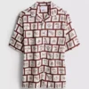 Camisas con estampado de azulejos costeros