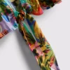 Camisas cortas con estampado tropical y cuello de lazo