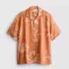 Camisas de estilo resort con estampado floral abstracto