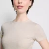 Camiseta básica para bebé con alto contenido en algodón