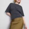 Camiseta con corte imperio