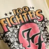 Camiseta con diseño del álbum de Foo Fighters