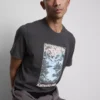 Camiseta con estampado de Kameoka