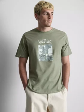 Camiseta con estampado de Pokémon