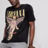 Camiseta con estampado del ángel de Nirvana