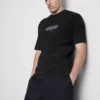 Camiseta con estampado gráfico en la espalda